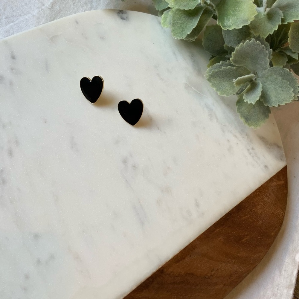 The Monroe - Black Stud Heart Earrings - Picture 3 of 6